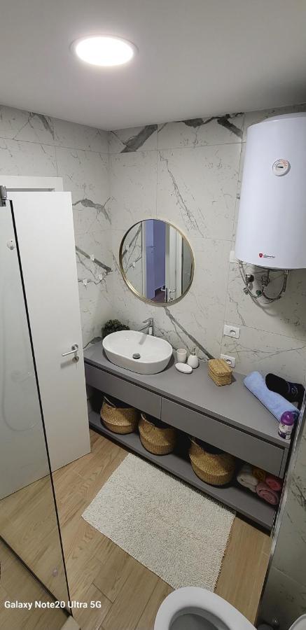 Apartament Evergreen San Pietro Durrës